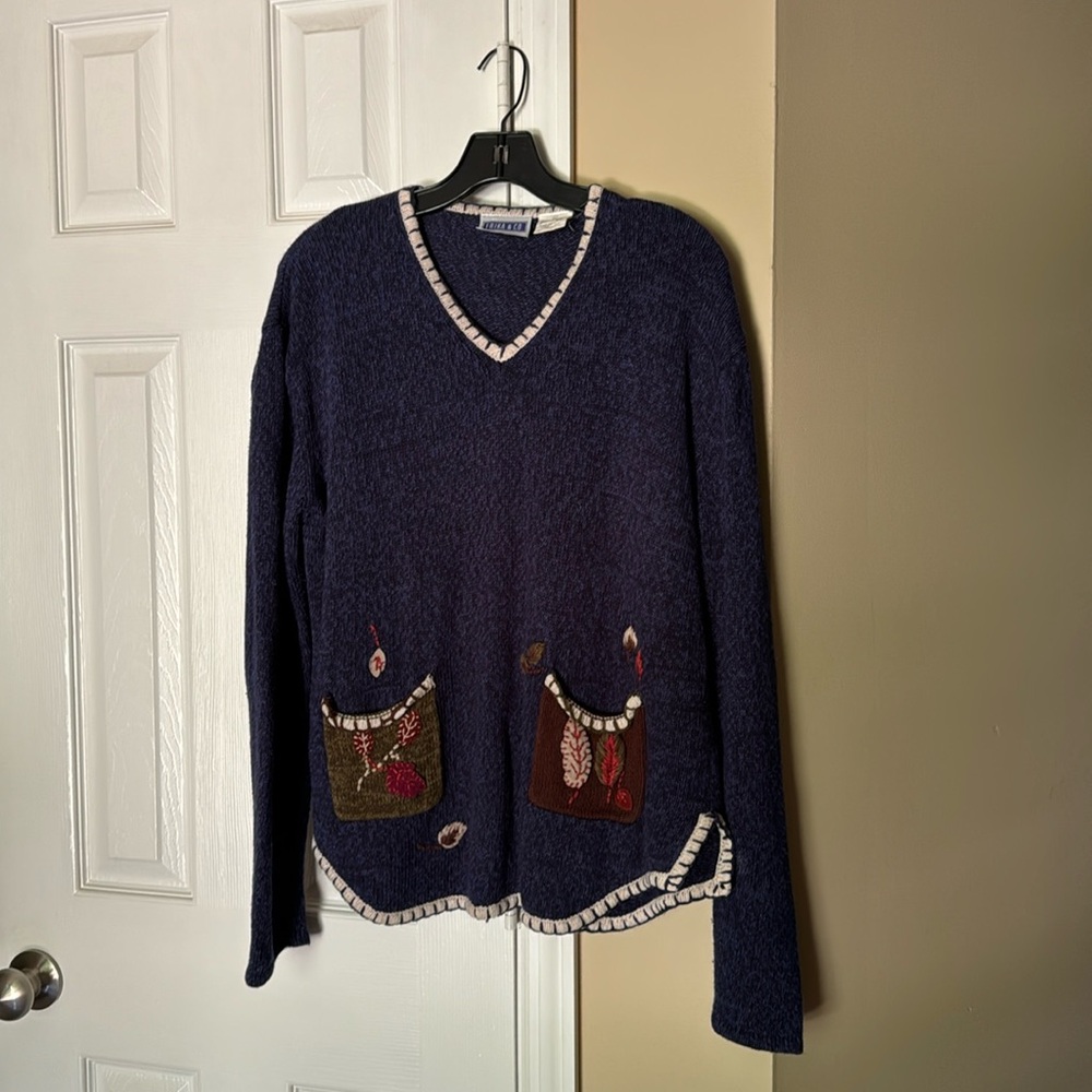 Erika & Co Vintage Fall Embroidered sweater